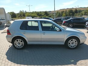 Volkswagen Golf 1,6 16V,77kW,KLIMA,TAŽNÉ,KAMER - 4