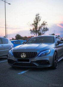 Mercedes-Benz C63 AMG V8 coupe 2017 - 4