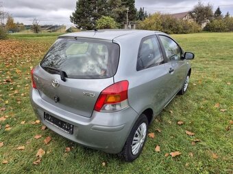 Prodám TOYOTA YARIS 1.0VVT 51kW - najeto 58 548km - 4