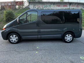 Renault Trafic 1.9 dCi,8 míst - 4