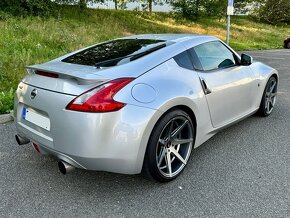 Nissan 370Z 3.7 V6 man. r. 2012 - originální EU verze - 4