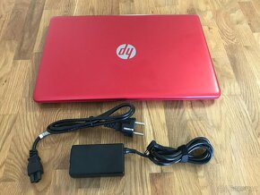 Notebook HP 15", AMD-3,7 GHz, 8GB RAM, 256GB SSD - 4