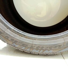 18" PNEU – 295/35/R18 – ZIMNÍ - značky PIRELLI - 90% vzorek - 4