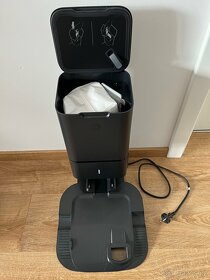 Irobot roomba i4 a čistící stanice CleanBase - 4