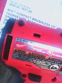 Milwaukee M18 BLIDRC Rázový utahovák 1/4 hex 190Nm - 4