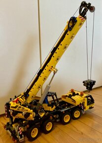 Stavebnice Lego Technic – Mobilní jeřáb (42108) - 4