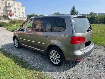 VW Touran 2.0Tdi,DSG,7míst - 4