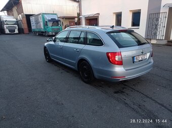 ŠKODA Superb 2 combi 2.0 TDI CR 103kW DSG NAVIGACE TOP STAV. - 4