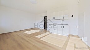 Prodej bytu 1+kk, 32 m2 - Praha - Karlín, ev.č. 00601 - 4