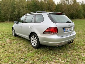 Volkswagen Golf 1.6 TDI 77 kw modelový rok  2010 - 4