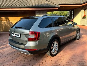 Skoda octavia scout 2,0TDI  135kW DSG 4x4 - 4