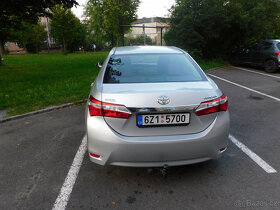 Prodám Toyotu Corollu 1,6 VTEC sedan benzín - 4