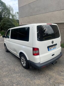 Prodám Volkswagen Transporter T5, 2.5tdi 96KW, Vada motora. - 4