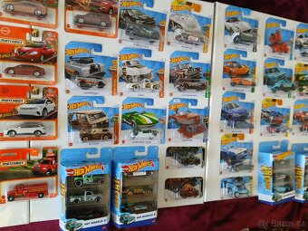 Hot wheels 33 aut 17x Matchbox nebo Hot wheels 5x2 nehrané - 4