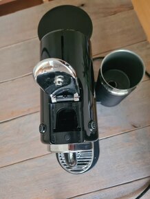 Kávovar Nespresso De'Longhi CitiZ Black EN267.BAE - 4