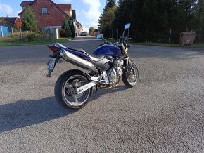 Honda Hornet 600 - 4