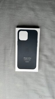 iPhone 14 Pro černý kožený kryt - 4