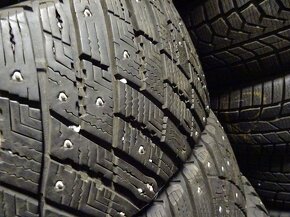 Zimní pneu s hroty Goodyear, 205/55/16, 4 ks, 9 mm - 4