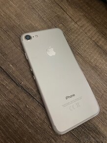 Iphone 7 - 4