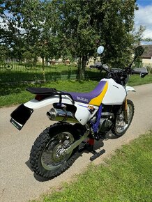 SUZUKI DR 650 SE - 4