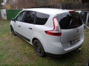 Renault Grand Scenic - 4