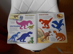 Kniha - šablóny dinosaurů. - 4