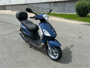 PIAGGIO FLY 50 2T, 16xxx km, kufr, po servise, nová STK - 4