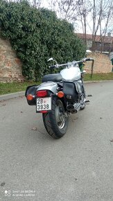 Honda  VF 750C Magna - 4