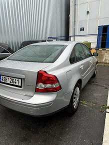 Volvo s40 2.0 nafta 100kw - 4