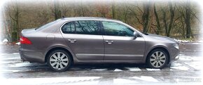 ŠKODA SUPERB 2.0 TDI 125KW 2010 DSG - 4