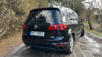 Prodám VW Golf VII Sportsvan 1.6TDI 2. majitel TOP stav - 4