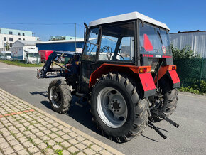 Zetor 7245 s čelním nakladačem s SPZ. - 4