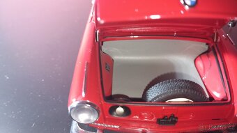 1:18 bmw 700 - 4