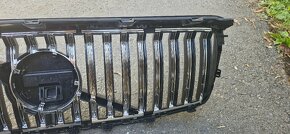 Predni maska volvo xc90 II grill 31698400 - 4