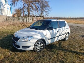 Škoda Fabia 1.2,2012,klima funkční,černá střecha, letní sada - 4