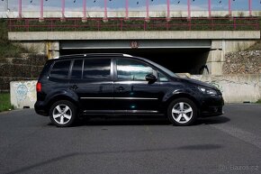 Volkswagen Touran 2.0 TDI Premium Comfortline - 4