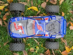 RC auto Maverick - 4