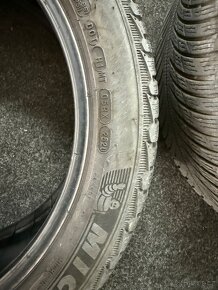 225/45 r18 - 4