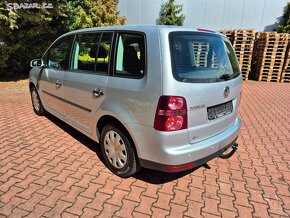 VW Touran 1.9TDI 77kW,Bez koroze,Tažné,Serviska,Výhřevy. - 4