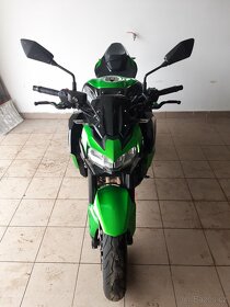 Kawasaki Z900 - 4