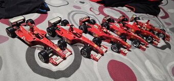 Prodám modely Ferrari. M.schumacher. - 4