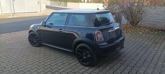 Mini Cooper 1.6I 88kW ORIG.124000KM r.v. 2009 2XKOLA - 4