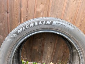 Pneu 235/50 R19 - 4