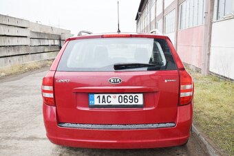 KIA CEED 1.6i COMFORT/1 MAJITEL/PŮVOD ČR/140000KM/2009/ - 4