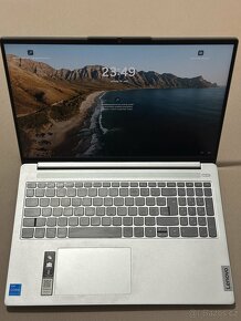 Lenovo IdeaPad Slim 5 16IRL8 - 4