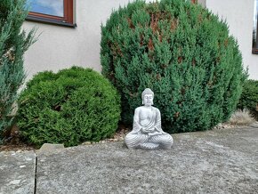 Nový střední Buddha z betonu - výška 40 cm - 4