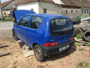 FIAT Seicento 2 0,9 l  velmi zachovalé díly skoro vše - 4