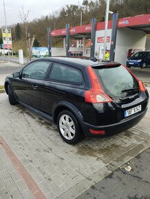 Volvo C30 2.0 D Momentum - 4