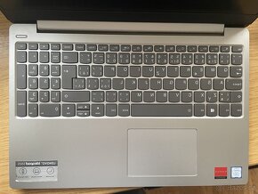 Prodám notebook Lenovo IdeaPad 330S-15IKB - 4