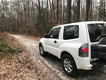 Mitsubishi Pajero 3.2 DI-D 4x4 automat - 4